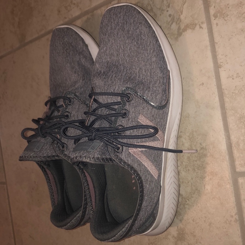 New Balance gray and pink athletic shoes 7.5